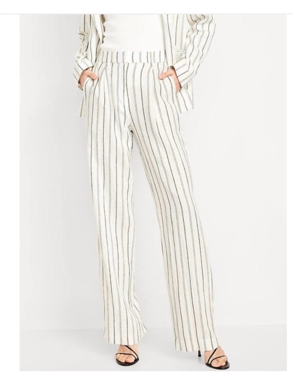 Old Navy Linen Blend Taylor Wide-Leg Trouser